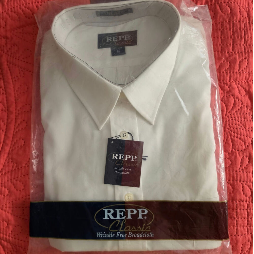 REPP Classic New in Packaging White Wrinkle-Free Broadcloth Dress Shirt